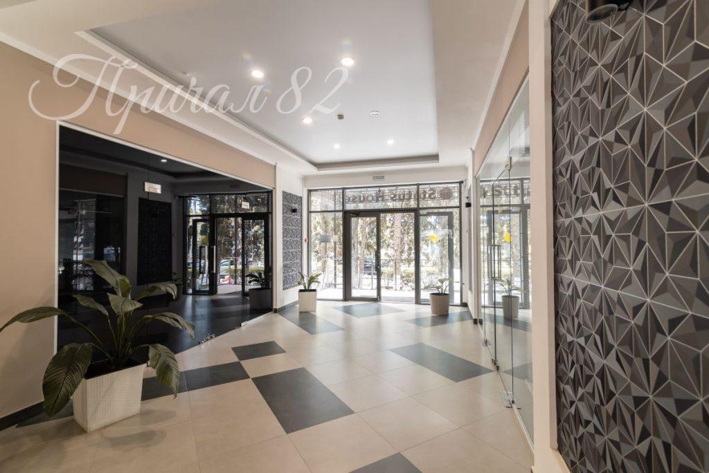 Алушта, Горького, 9а