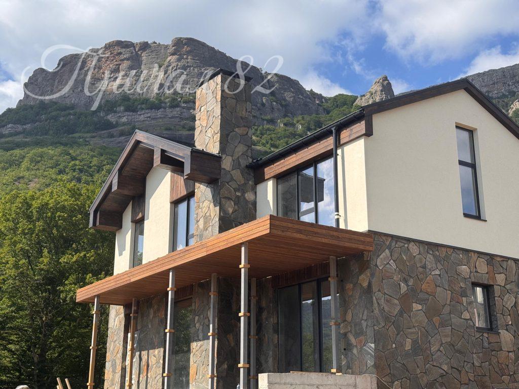 г. Алушта, с. Лучистое, поселок Лучи