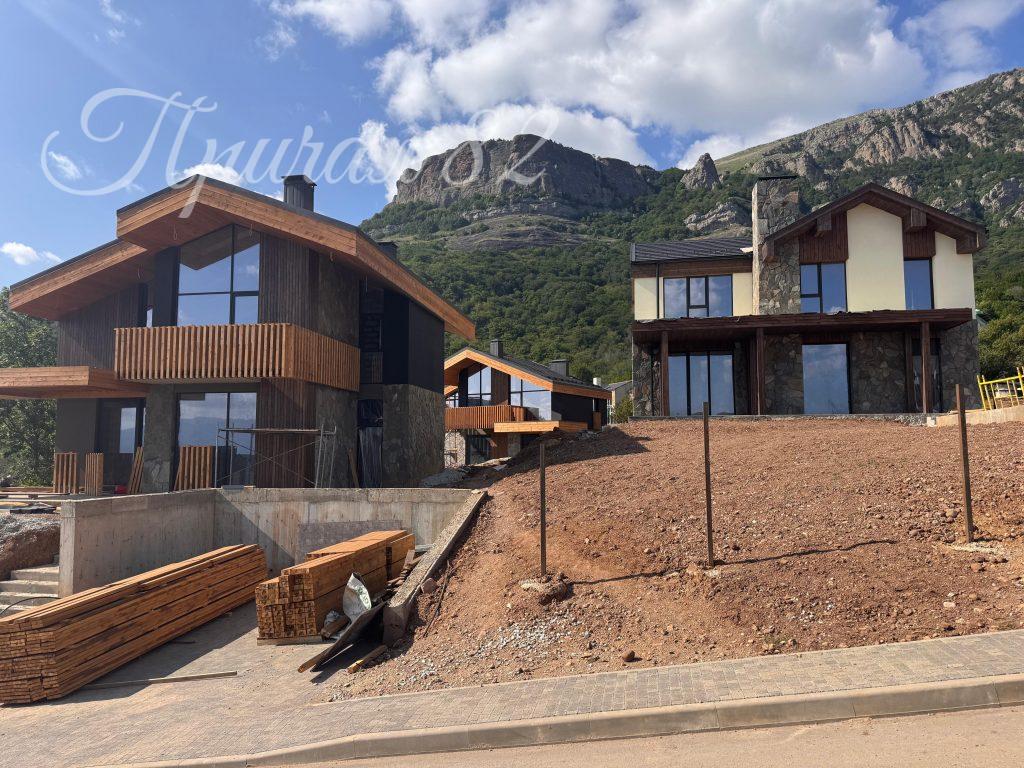 г. Алушта, с. Лучистое, поселок Лучи