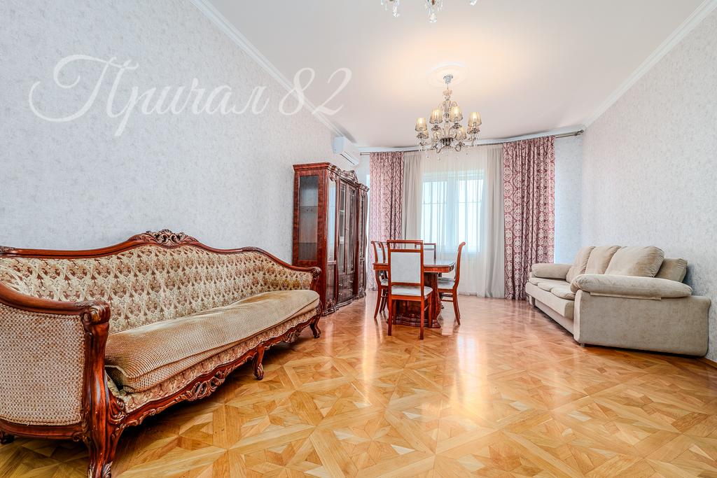 Ялта, пгт Никита, ул. Оранжерейная