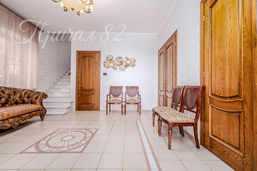 Ялта, пгт Никита, ул. Оранжерейная