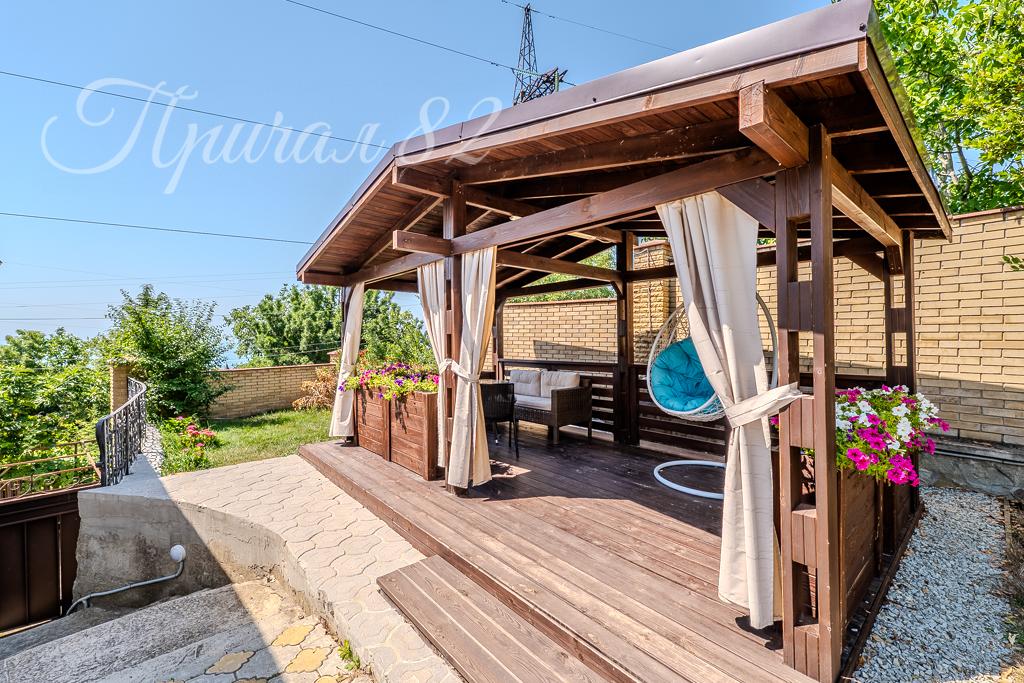 Ялта, пгт Никита, ул. Оранжерейная