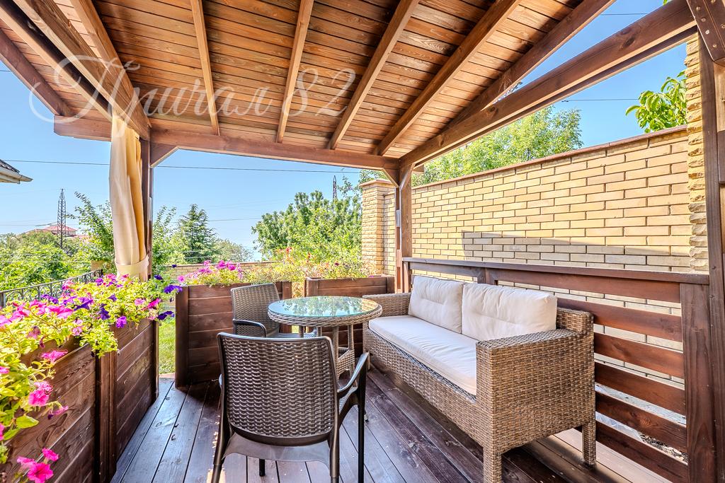 Ялта, пгт Никита, ул. Оранжерейная