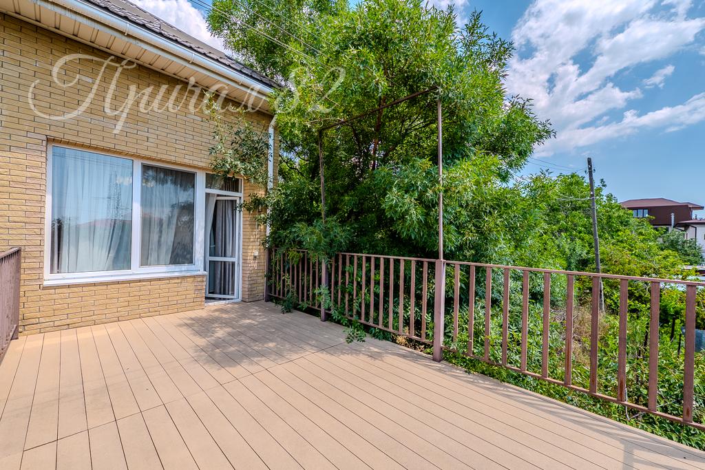 Ялта, пгт Никита, ул. Оранжерейная