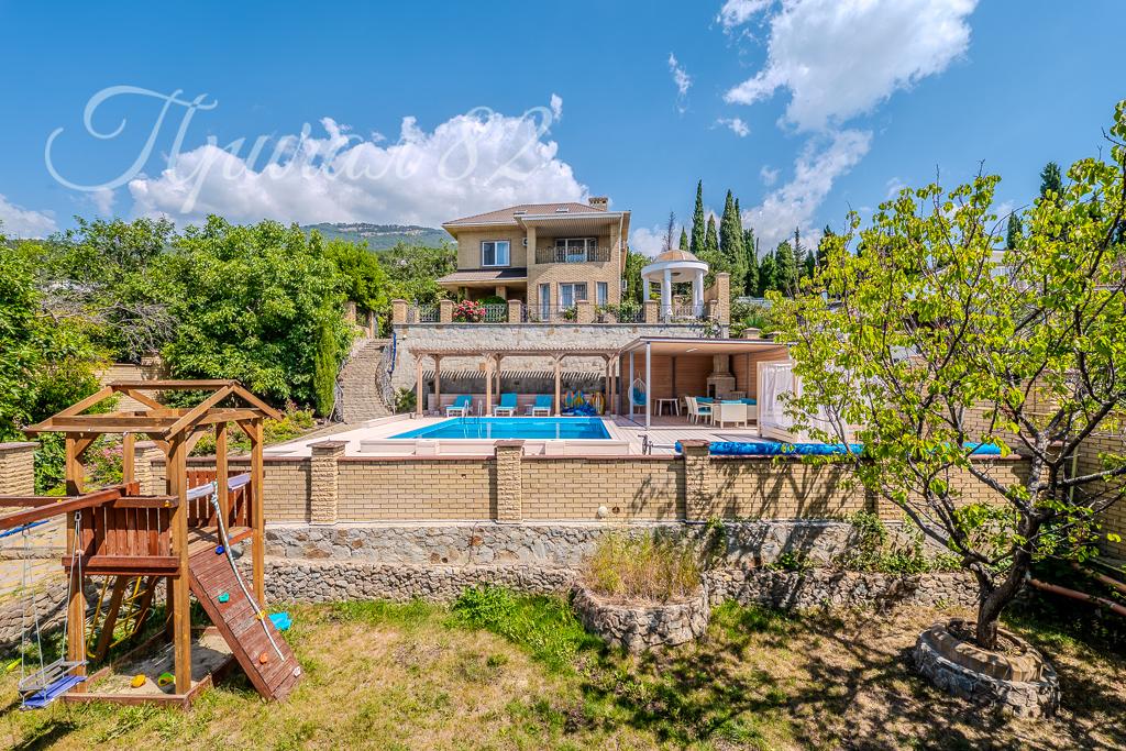 Ялта, пгт Никита, ул. Оранжерейная