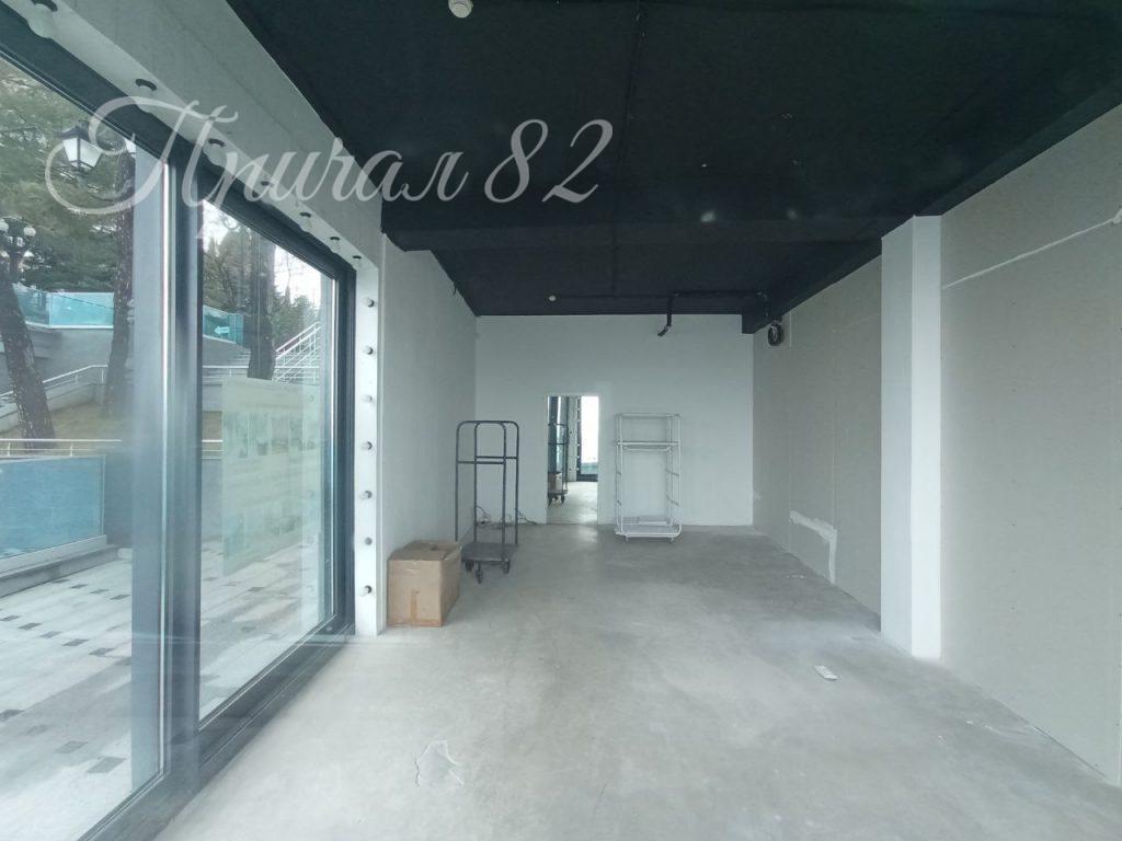 Ялта, ул. Ленина 18