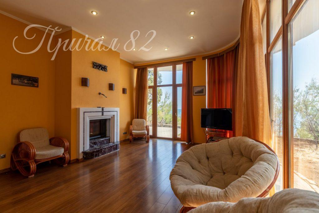 Ялта, пгт. Форос, мыс Сарыч