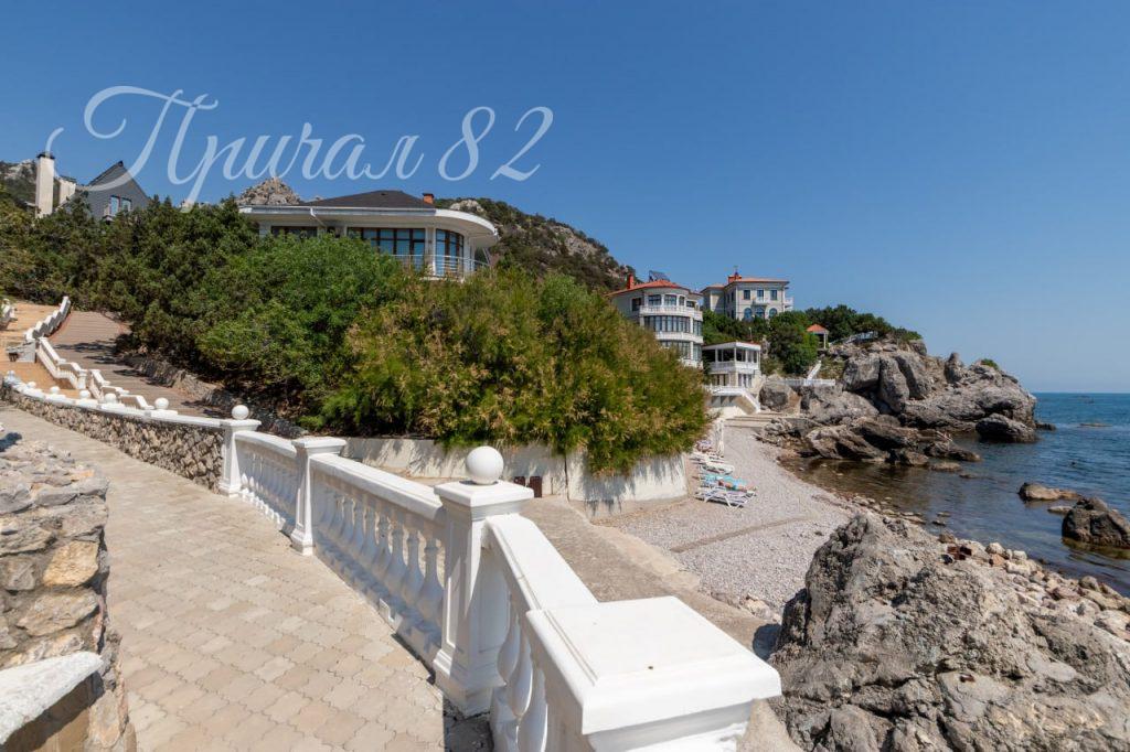 Ялта, пгт. Форос, мыс Сарыч