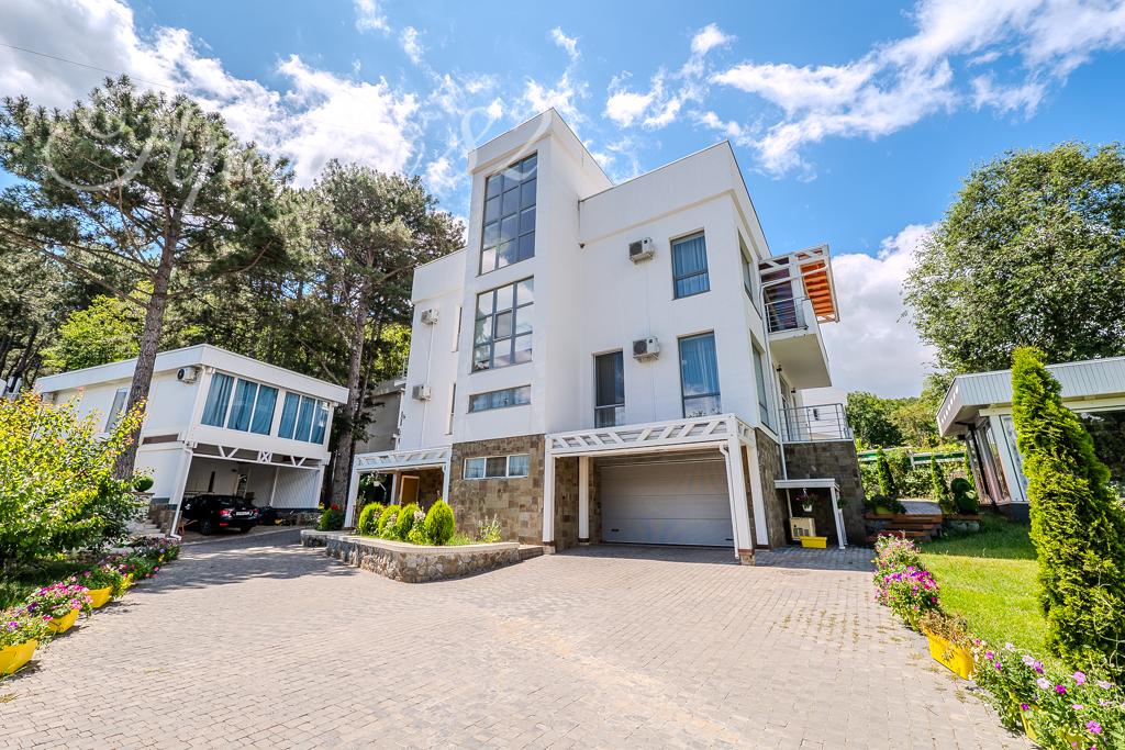 Ялта, ул. Магобинская