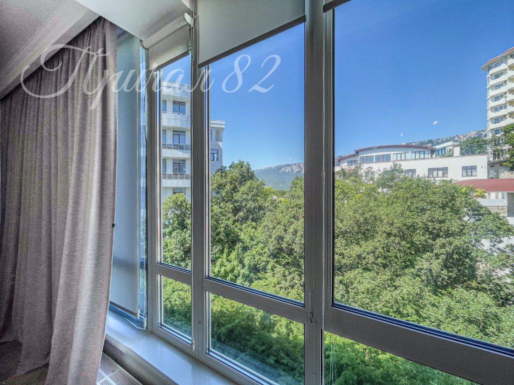 Ялта, ул. Щорса,30