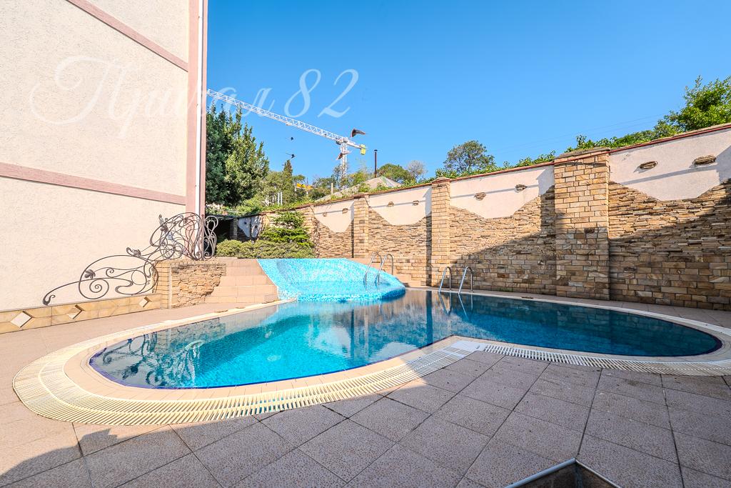 Ялта, Сеченова 59