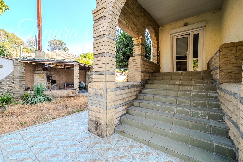 Ялта, Сеченова 59