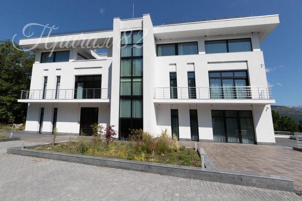 г.Ялта, поселок Виноградное