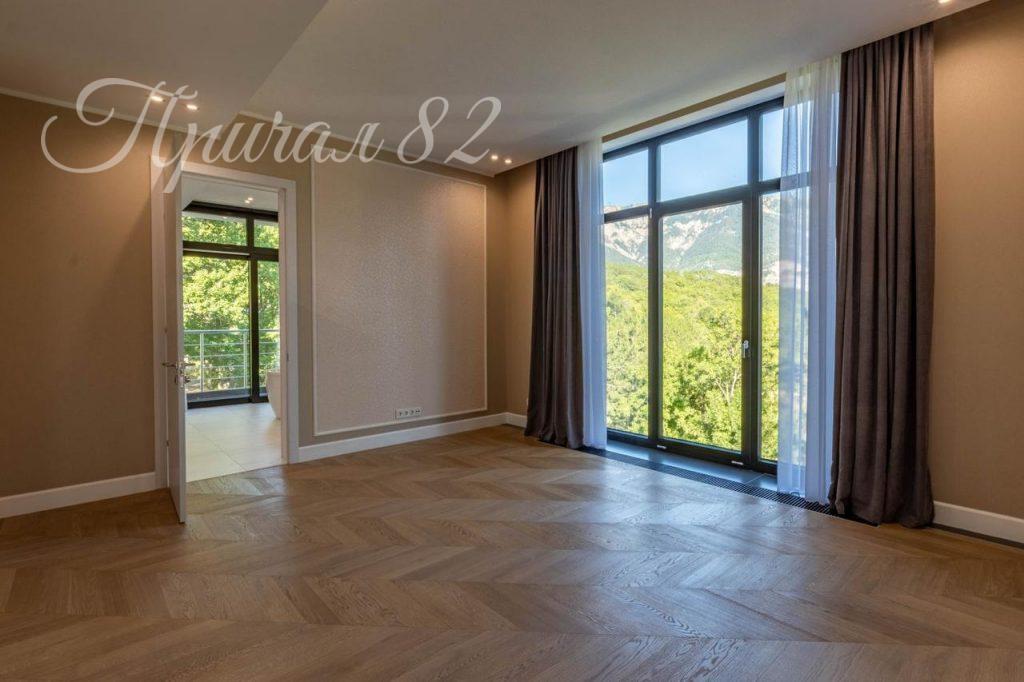 г.Ялта, поселок Виноградное