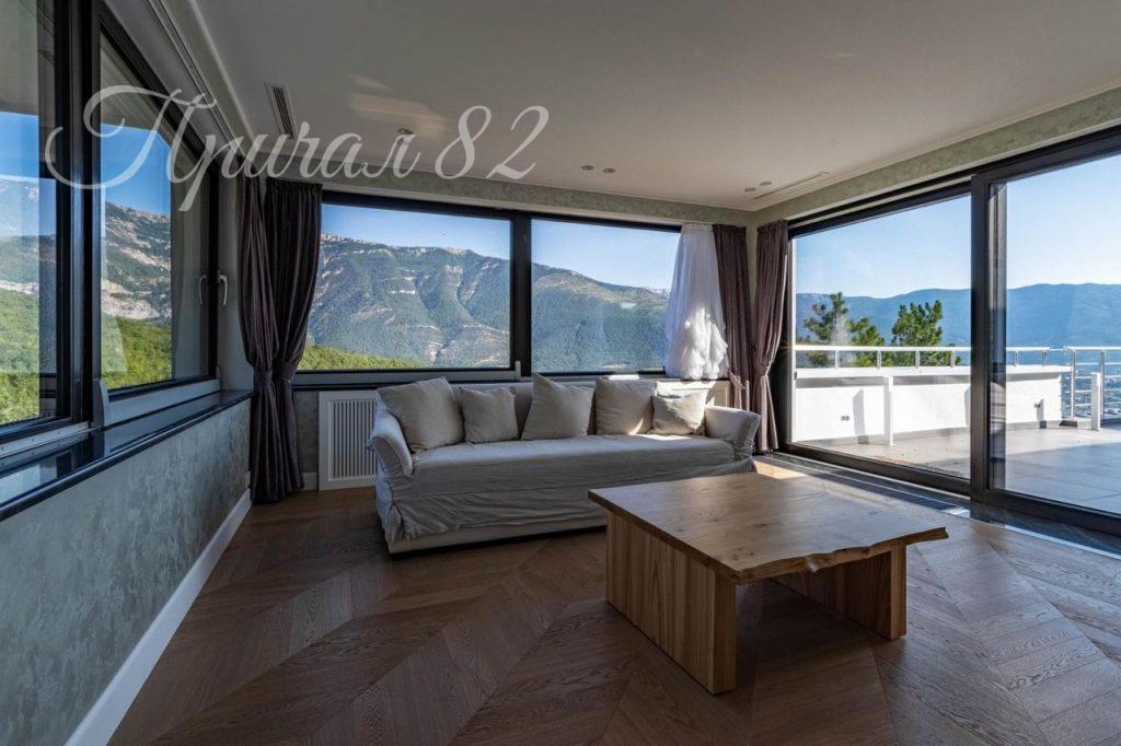 г.Ялта, поселок Виноградное