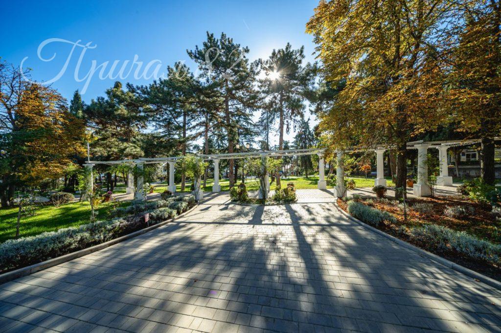 Алушта, Ленина, 17