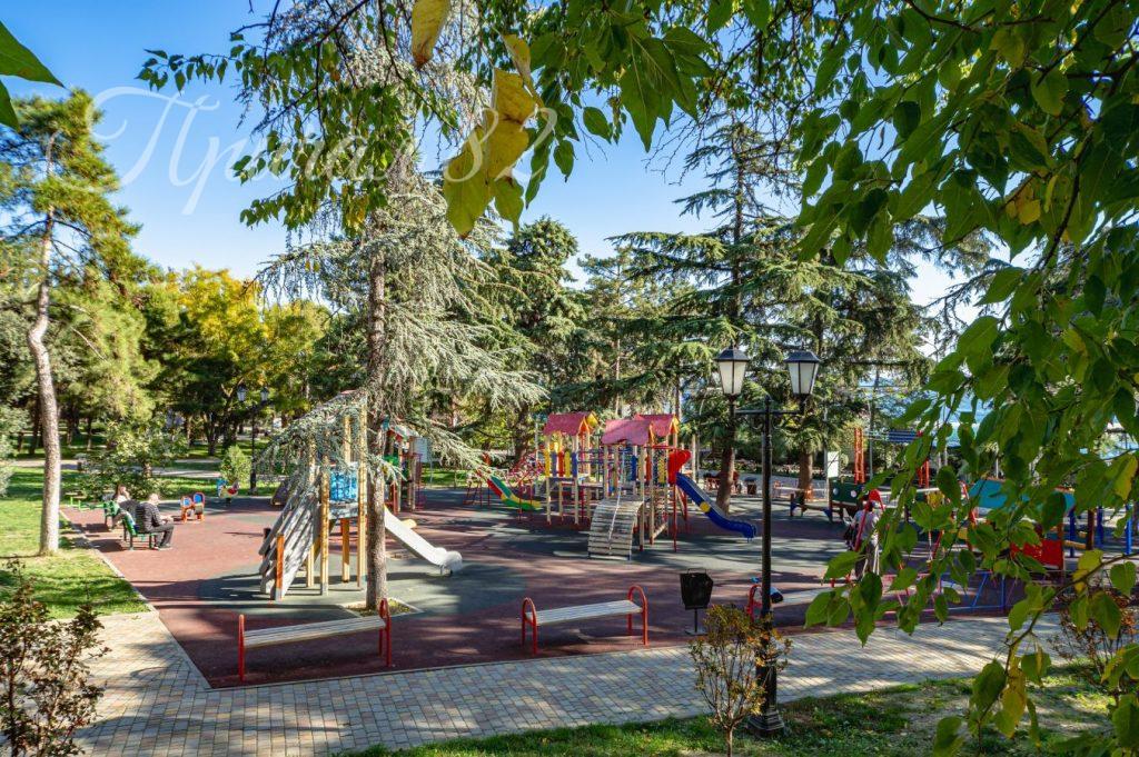 Алушта, Ленина, 17