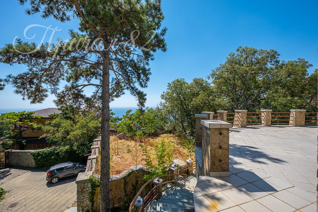 Республика Крым, г.о. Ялта, пгт. Восход, Скалистая ул., 5