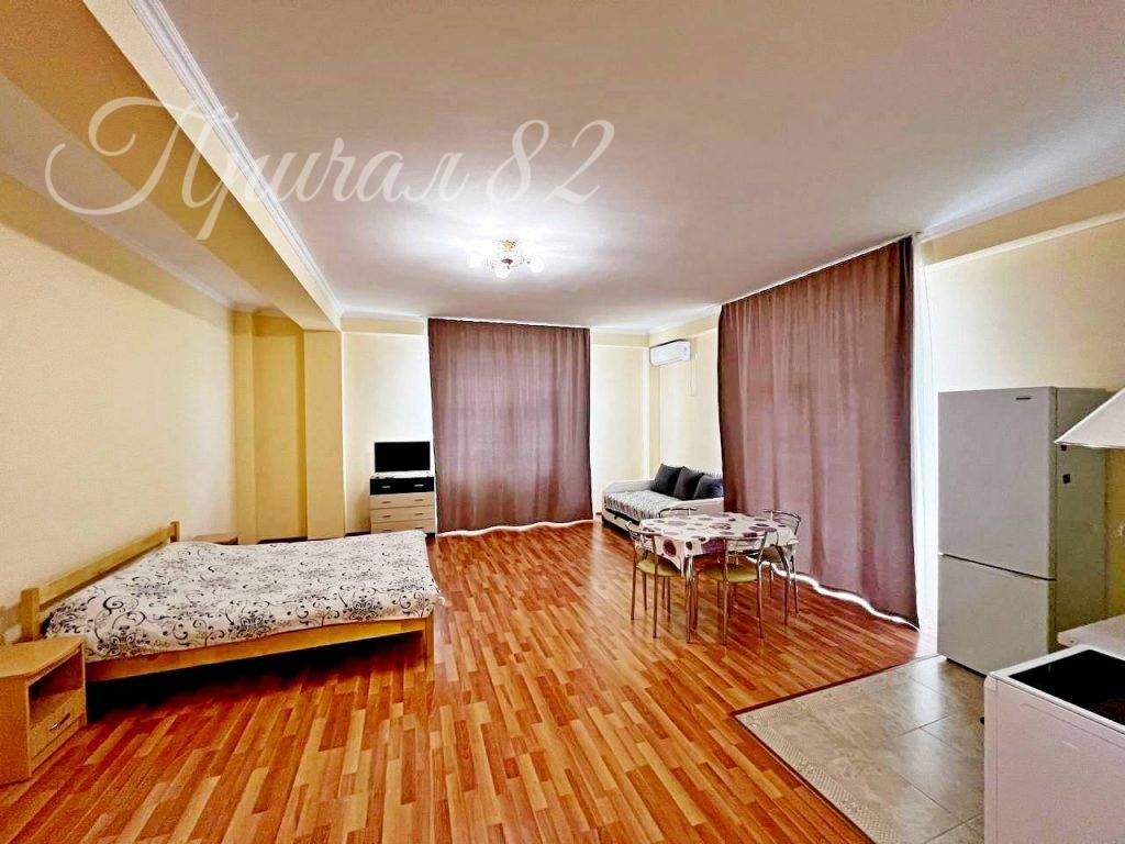 Ялта, ул. Пионерская 8