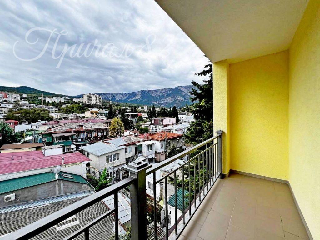 Ялта, ул. Пионерская 8