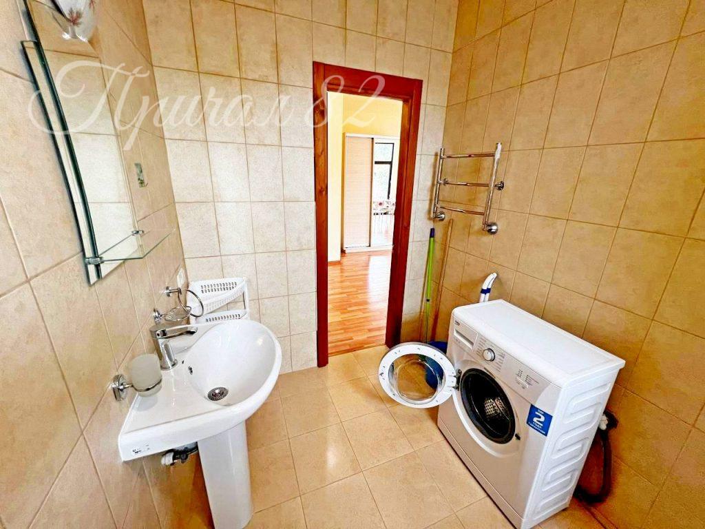 Ялта, ул. Пионерская 8