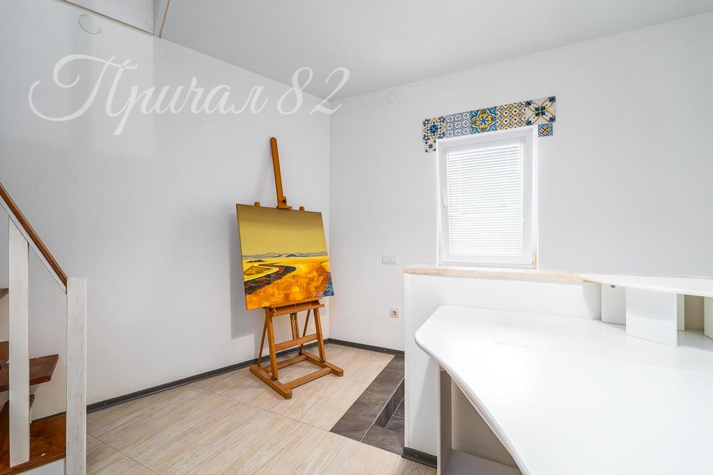 ялта улица Ломоносова 37А