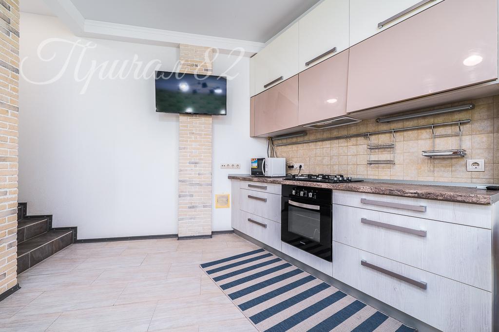 ялта улица Ломоносова 37А