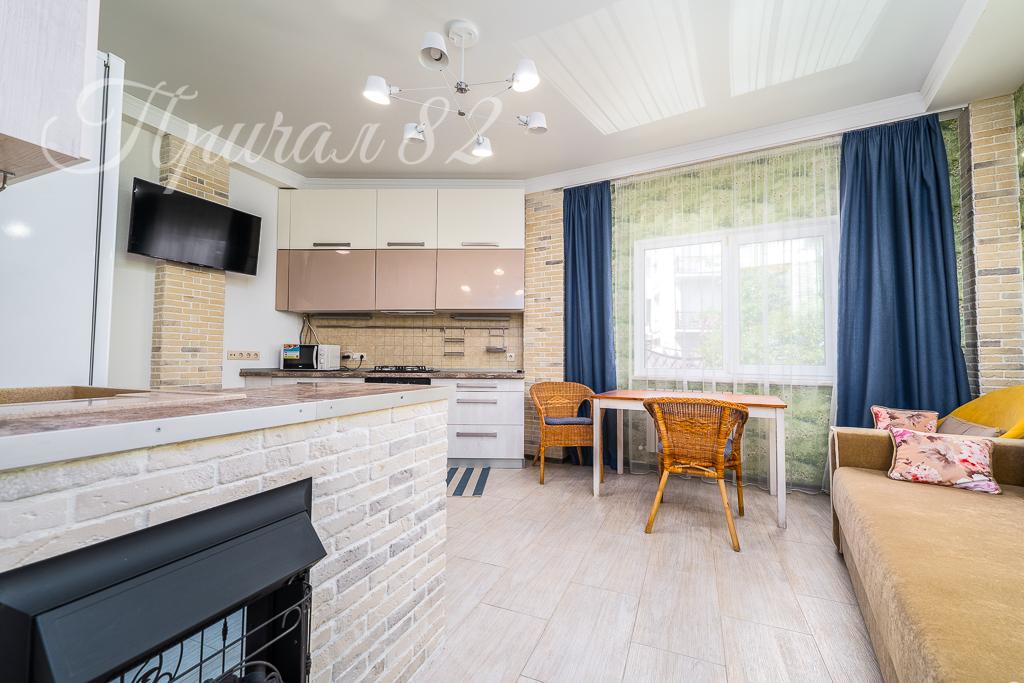 ялта улица Ломоносова 37А