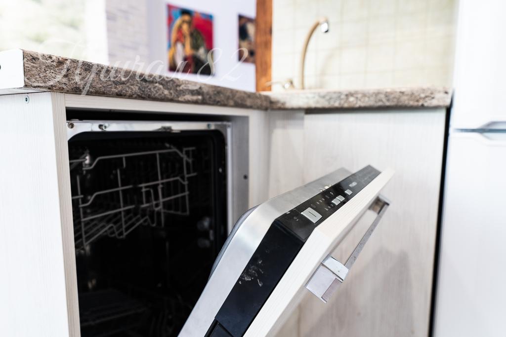 ялта улица Ломоносова 37А