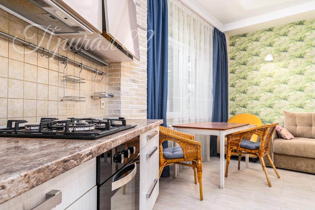 ялта улица Ломоносова 37А