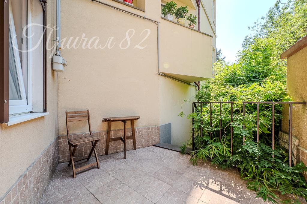 ялта улица Ломоносова 37А