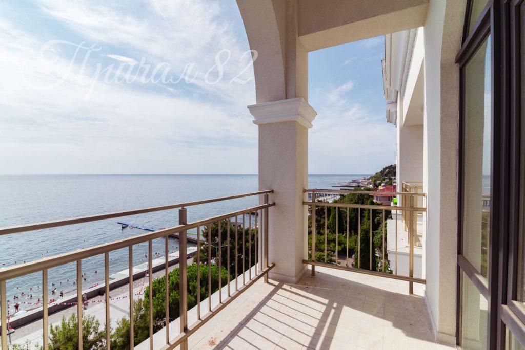 Алушта, Ленина, 17