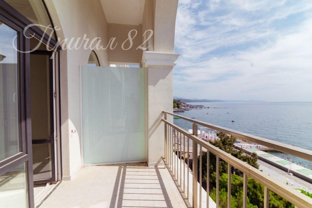 Алушта, Ленина, 17