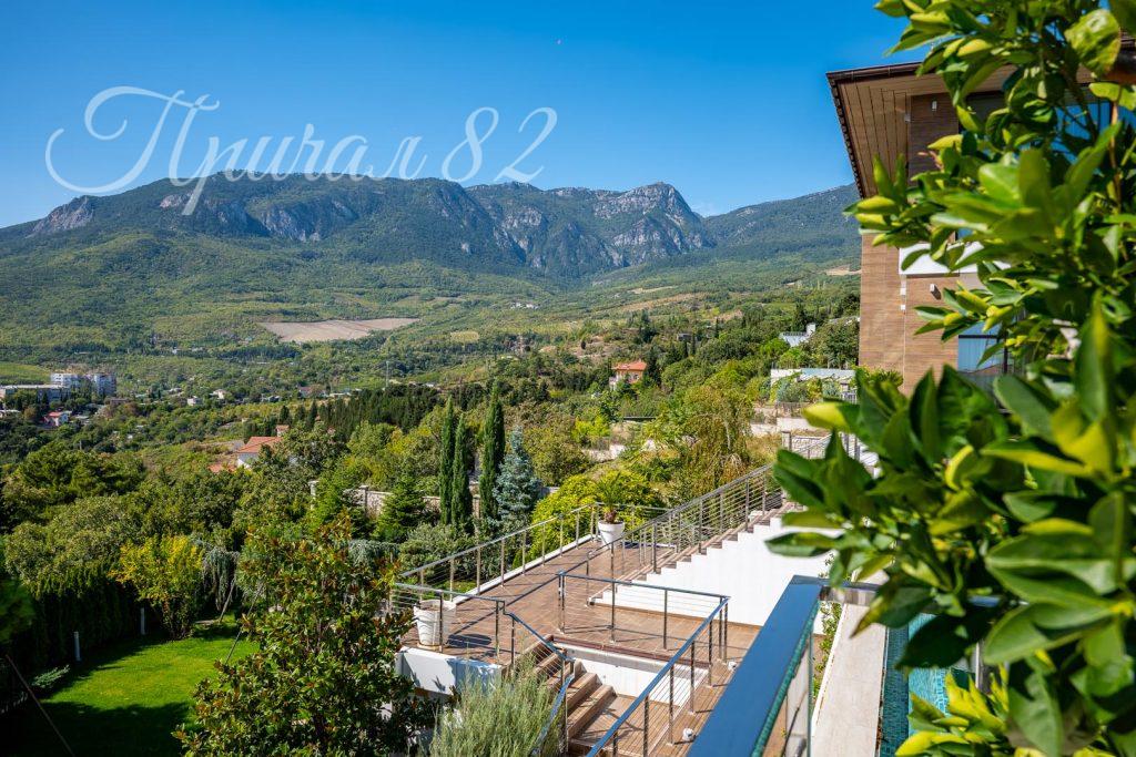 Ялта, Гурзуф, ул. Ялтинская 22 а