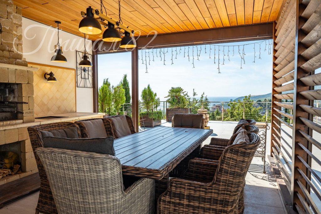 Ялта, Гурзуф, ул. Ялтинская 22 а