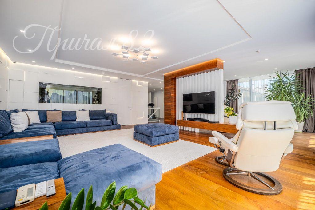 Ялта, Гурзуф, ул. Ялтинская 22 а