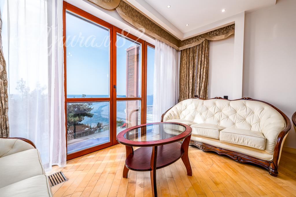 Ялта,ул. Дражинского, 35Ц