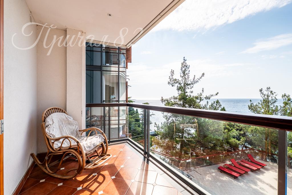 Ялта,ул. Дражинского, 35Ц