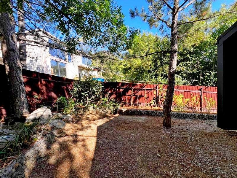 г. Ялта, ул. Дарсановская, д. 115