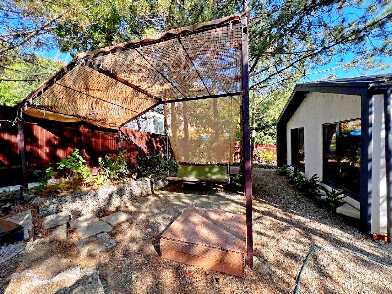 г. Ялта, ул. Дарсановская, д. 115