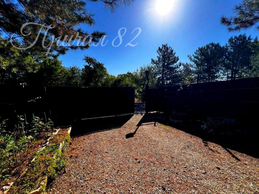 г. Ялта, ул. Дарсановская, д. 115