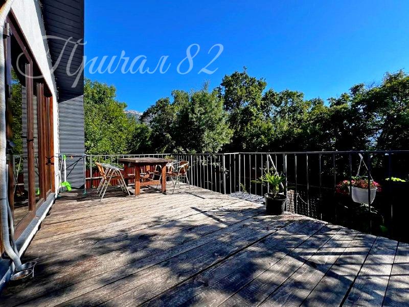 г. Ялта, ул. Дарсановская, д. 115