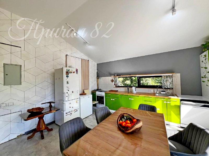 г. Ялта, ул. Дарсановская, д. 115