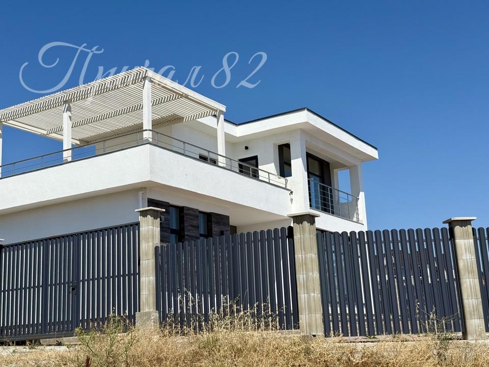 Пгт. Лучистое