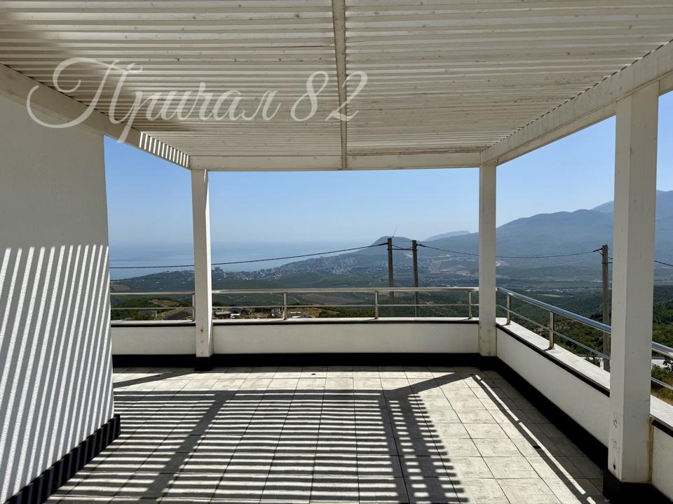 Пгт. Лучистое