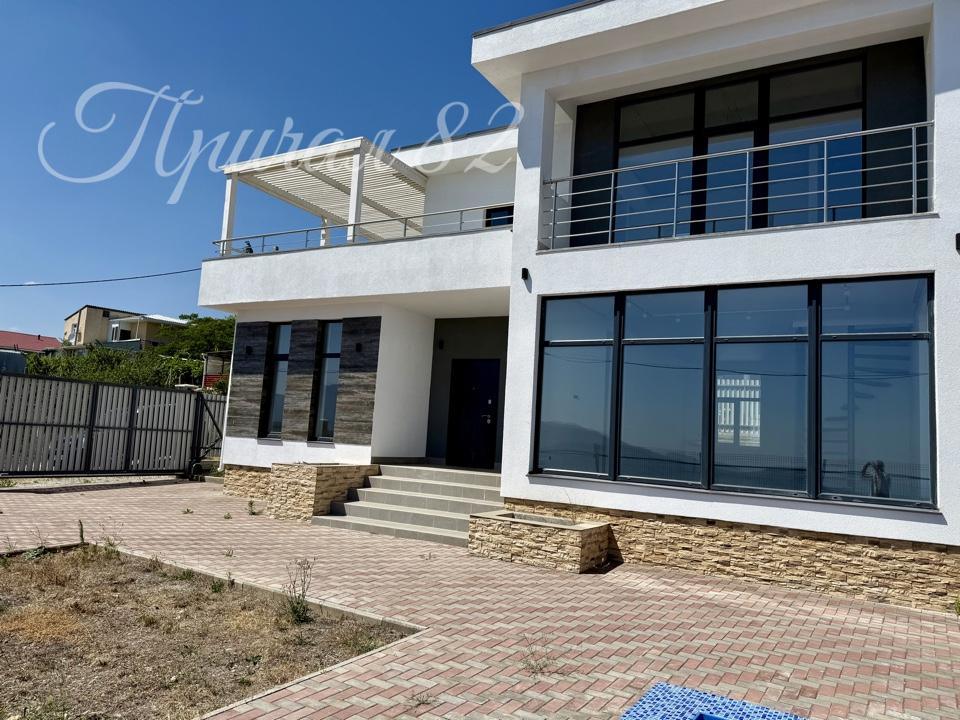 Пгт. Лучистое