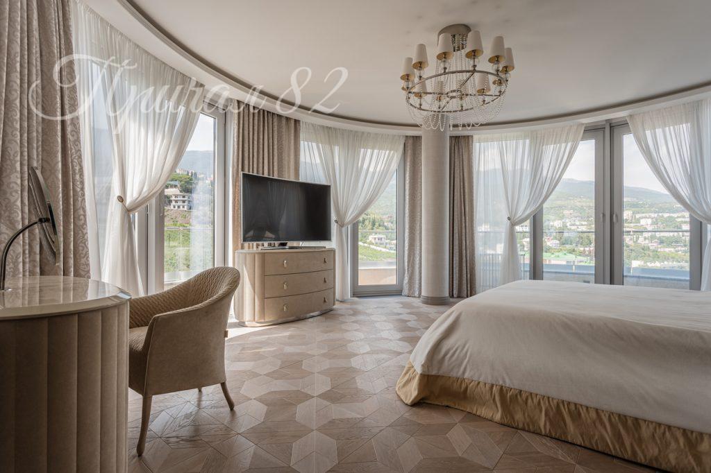 Ялта, пгт. Гурзуф, Набережная им. Пушкина, 5Д