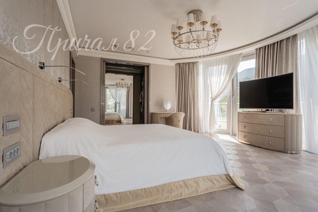 Ялта, пгт. Гурзуф, Набережная им. Пушкина, 5Д