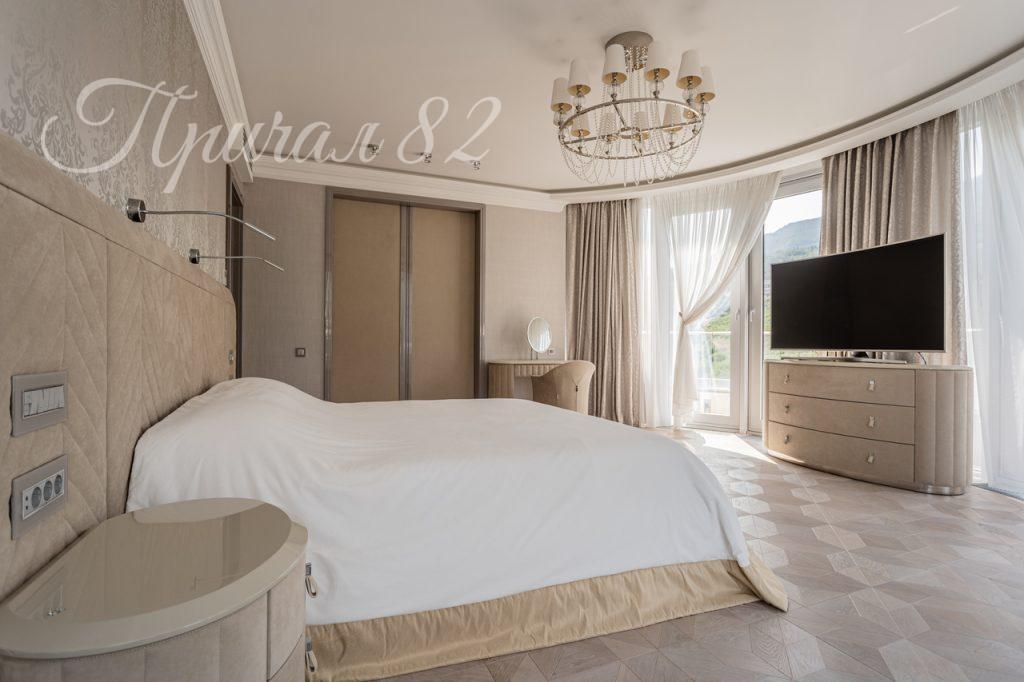 Ялта, пгт. Гурзуф, Набережная им. Пушкина, 5Д