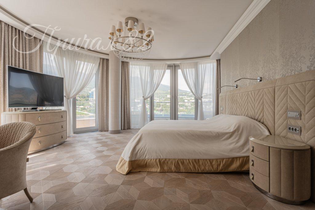 Ялта, пгт. Гурзуф, Набережная им. Пушкина, 5Д